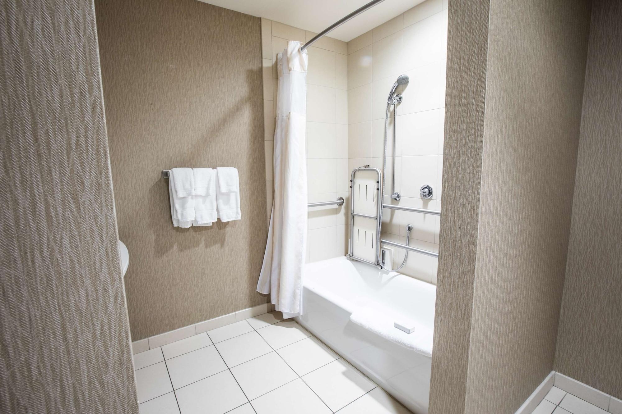 Hilton Garden Inn Clifton Park Eksteriør bilde